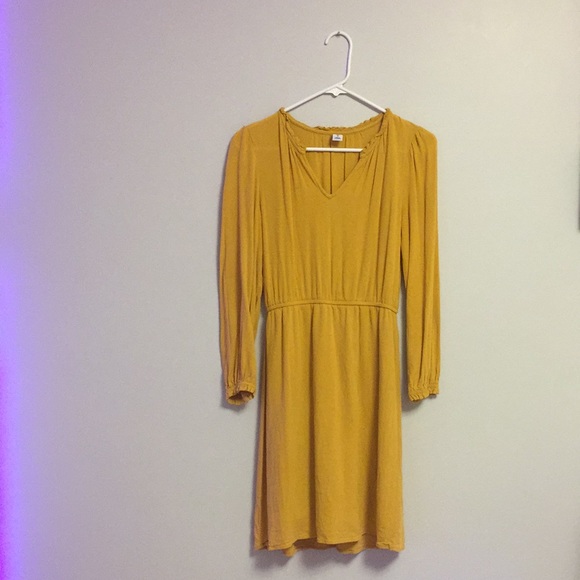 Dress - Picture 1 of 1